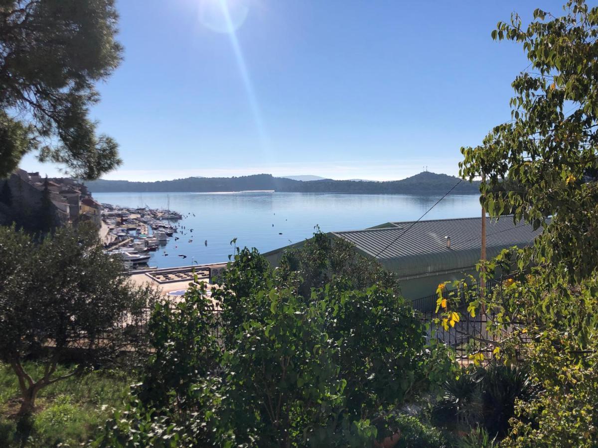 Apartment Val With Sea View 希贝尼克 外观 照片